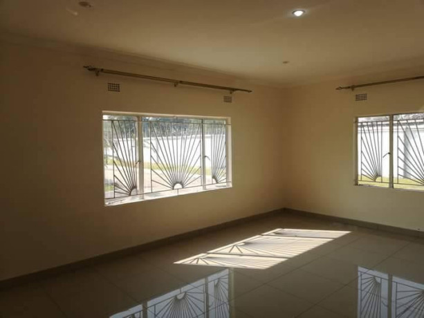 4-bedroom-semi-detached-flat-for-rent-in-rosedale-big-5