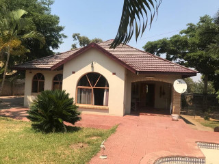 2-bedroom-standalone-house-for-rent-in-chudleigh