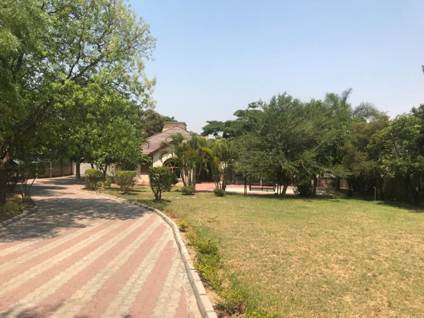 2-bedroom-standalone-house-for-rent-in-chudleigh-big-3