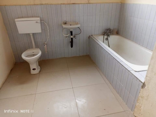 3-bedroom-house-for-rent-in-lilayi-estates-big-6