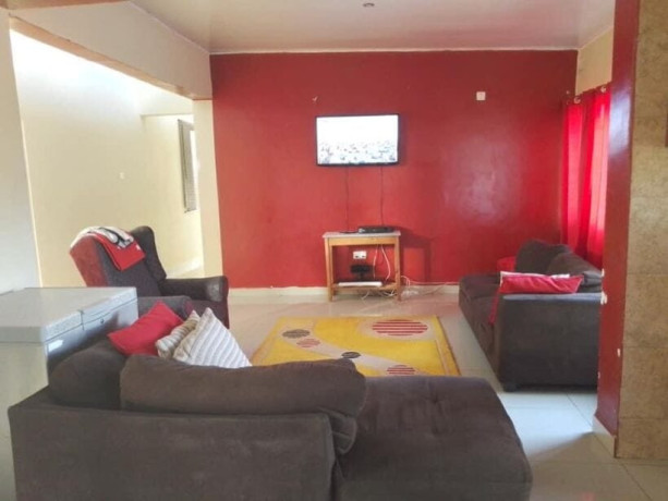 4-bedroom-house-for-rent-in-chifwema-area-big-2