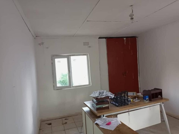 2-bedroom-flat-for-rent-in-new-avondale-big-3