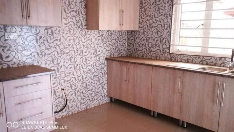 2-bedroom-flat-for-rent-in-meanwood-ibex-big-1