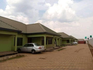 3-bedroom-flat-for-rent-in-chalala