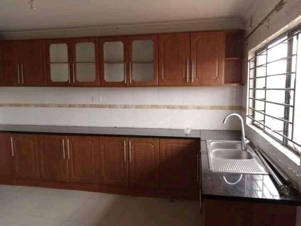 3-bedroom-flat-for-rent-in-chalala-big-1