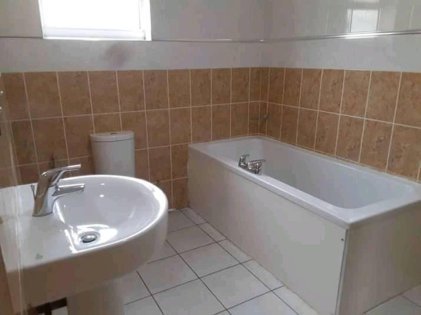 3-bedroom-house-for-rent-in-kalundu-big-5