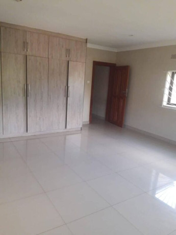 4-bedroom-standalone-house-for-rent-in-makeni-big-4