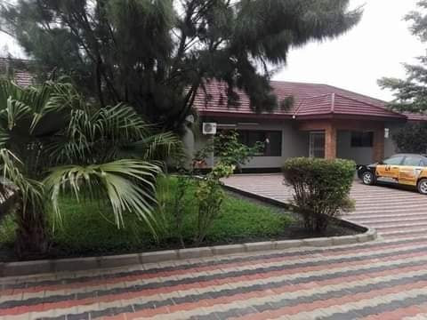 3-bedroom-house-for-rent-in-roma-big-3