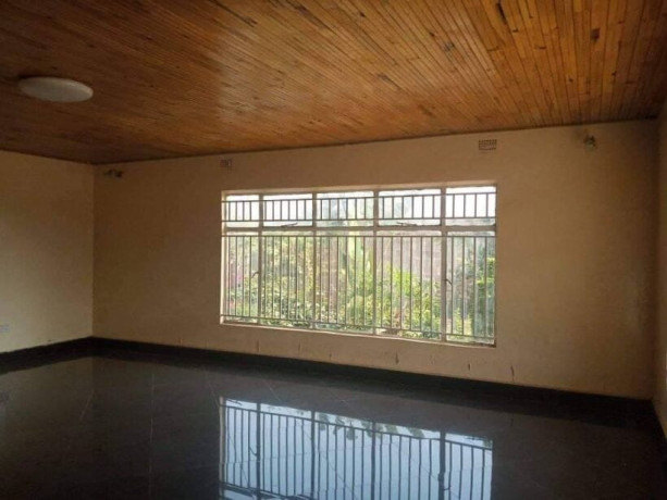 3-bedroom-semi-detached-house-for-rent-in-ibex-hill-big-5