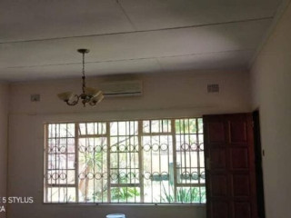 2-bedroom-semi-detached-flat-for-rent-in-kabulonga