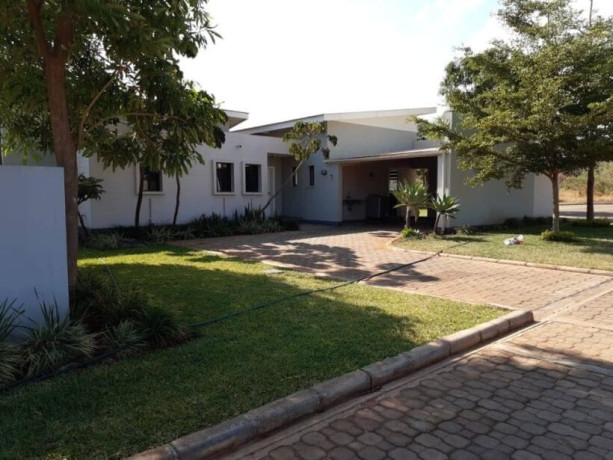 3-bedroom-house-for-rent-in-lilayi-big-0