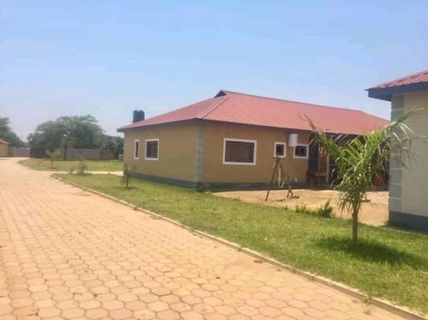 3-bedroom-flat-for-rent-in-waterfalls-big-1