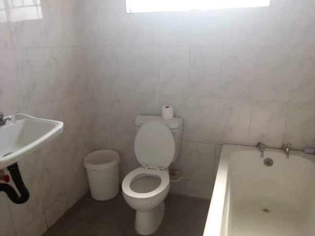 3-bedroom-flat-for-rent-in-chalala-big-5