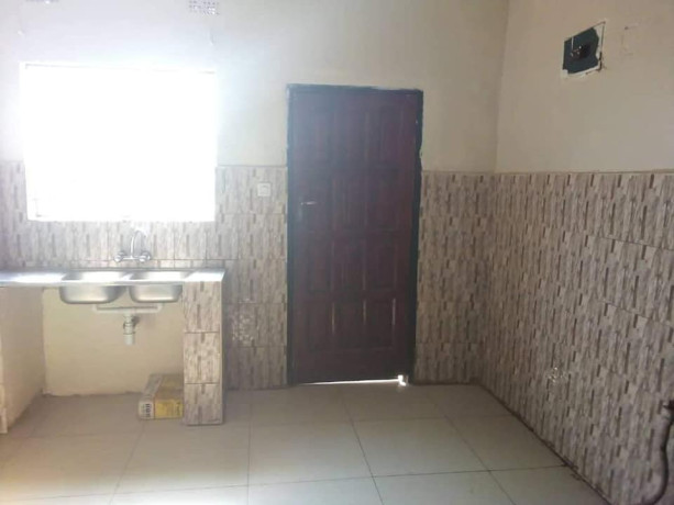 3-bedroom-flat-for-rent-in-chalala-big-1