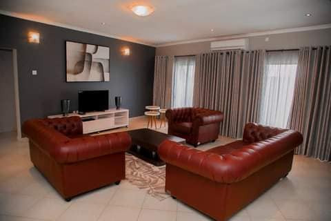 2-bedroom-furnished-serviced-apartment-for-rent-in-chudleigh-big-4