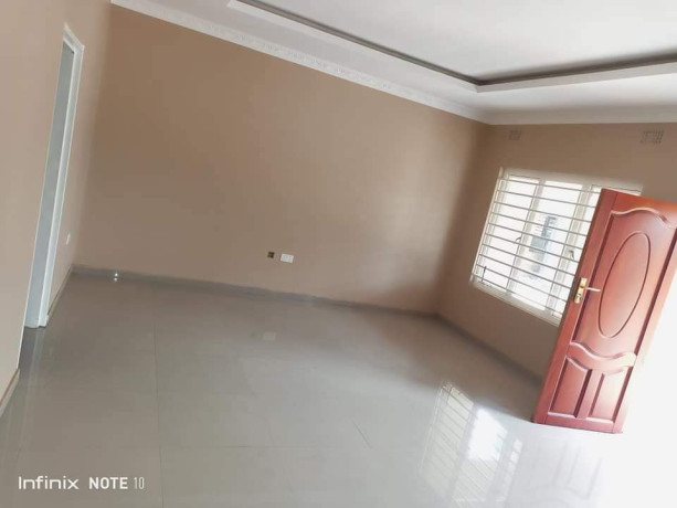 2-bedroom-flats-for-rent-in-chalala-big-2
