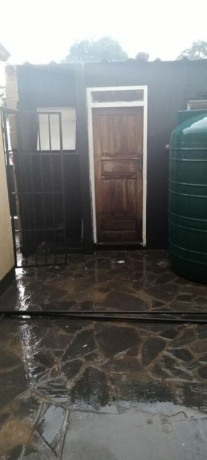 3-bedroom-flat-for-rent-in-rhodespark-big-2