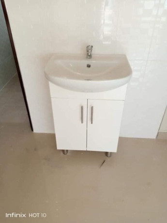 2-bedroom-flat-for-rent-in-chalala-big-6