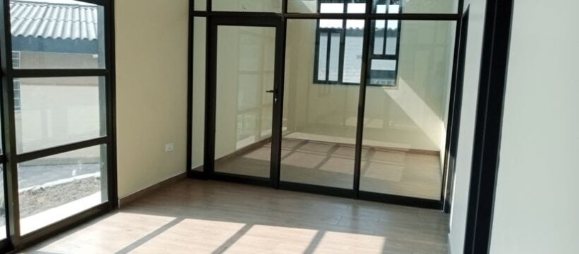 4-bedroom-house-for-rent-in-longacres-big-6