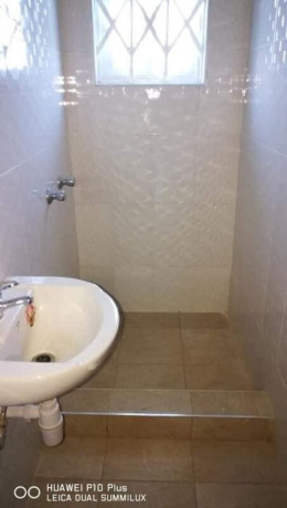 2-bedroom-flat-for-rent-in-chalala-big-3