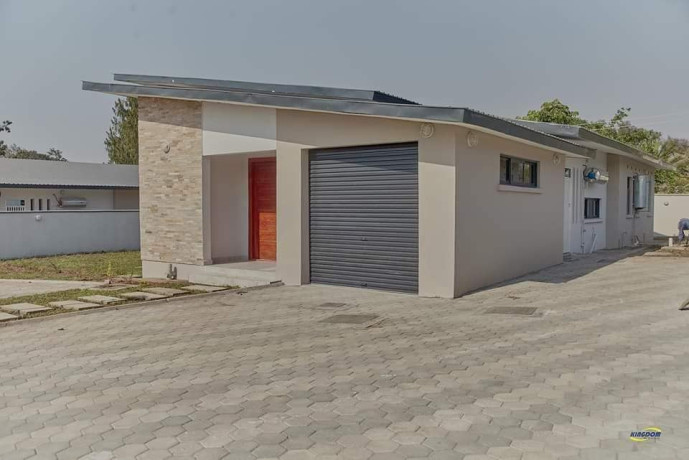 3-bedroom-apartment-for-rent-in-kabulonga-big-6