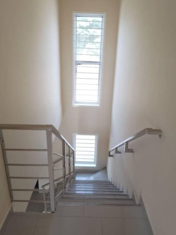 neat-2-bedroom-flat-for-rent-in-olympia-big-6