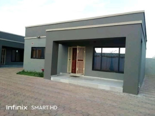 lovely-2-bedroom-flat-in-chalala