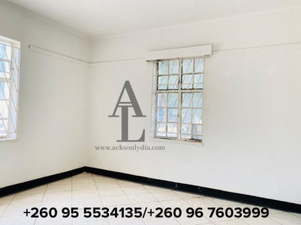 office-space-for-rent-in-rhodespark-big-3