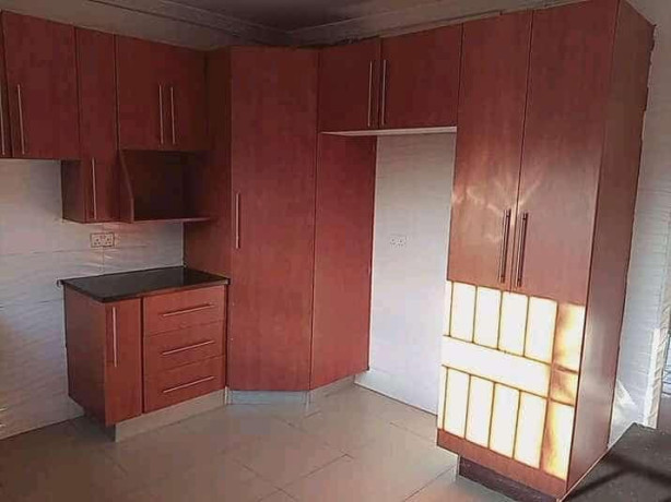 2-bedroom-flat-for-rent-in-makeni-big-2