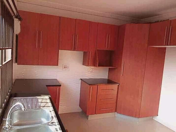 2-bedroom-flat-for-rent-in-makeni-big-3