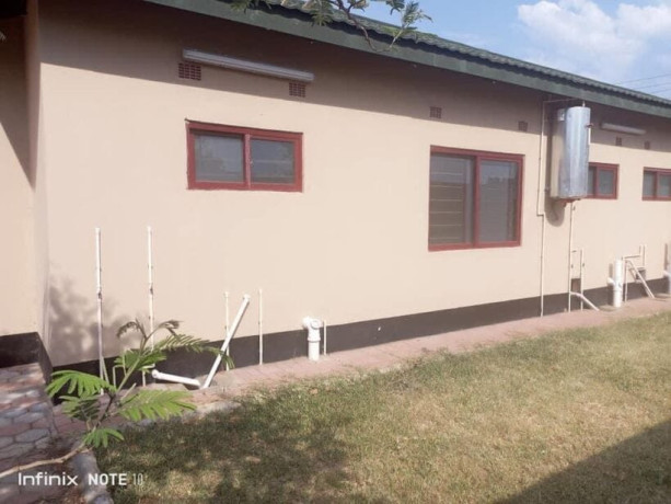 3-bedroom-flat-for-rent-in-sandys-creations-big-1