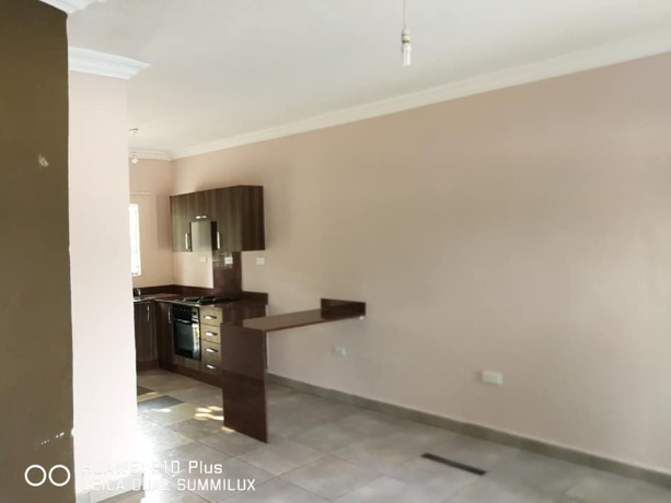 2-bedroom-flat-for-rent-in-avondale-big-5