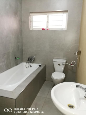 2-bedroom-flat-for-rent-in-silverest-big-5