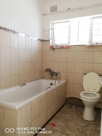 3-bedroom-flat-for-rent-in-rhodespark-big-3