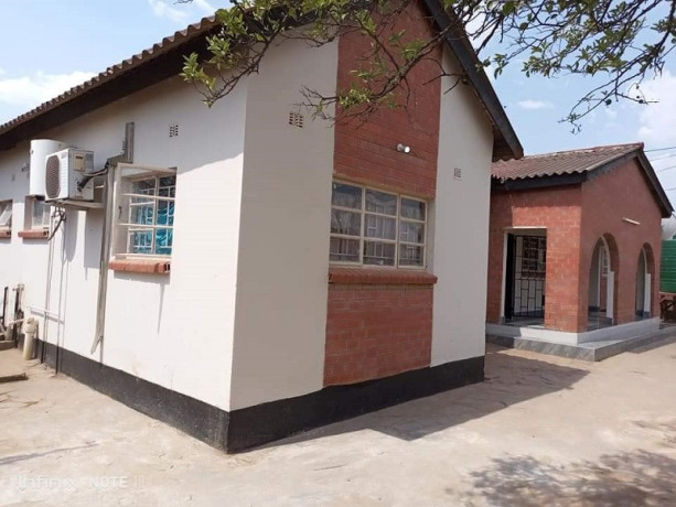 3-bedroom-flat-for-rent-in-meanwood-ndeke-big-0
