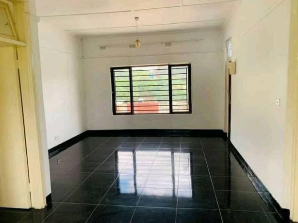 2-bedroom-flat-for-rent-in-rhodespark-big-3