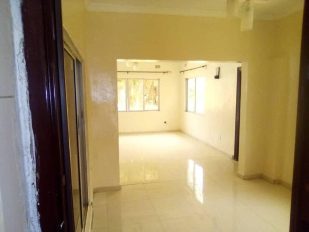 3-bedroom-flat-for-rent-in-rhodespark-big-7