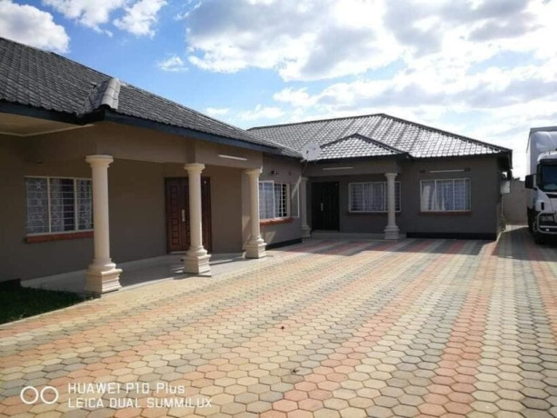 3-bedroom-flat-for-rent-in-libala-south-big-8