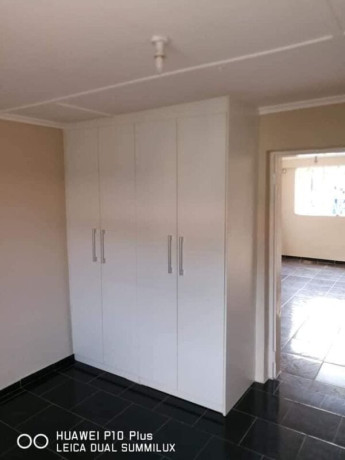 2-bedroom-flat-for-rent-in-rhodespark-big-7