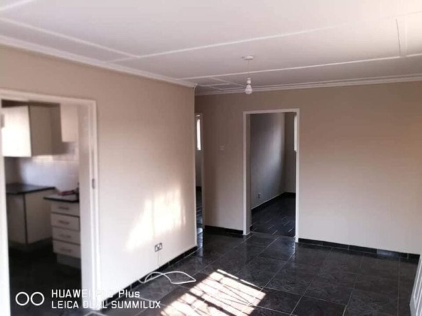 2-bedroom-flat-for-rent-in-rhodespark-big-1
