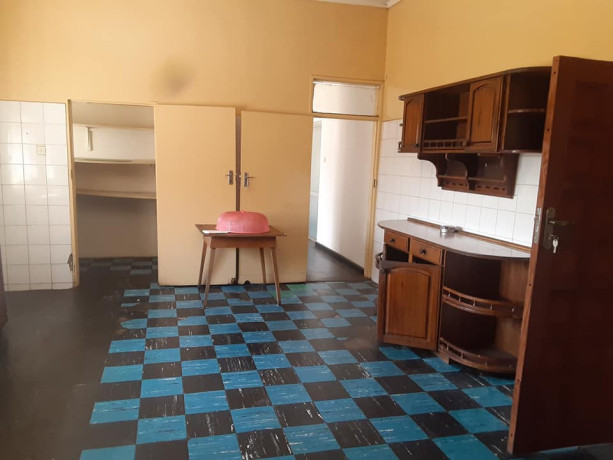 4-bedroom-house-for-rent-in-olympia-big-5