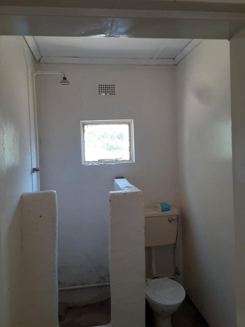 1-bedroom-flat-for-rent-in-olympia-big-5