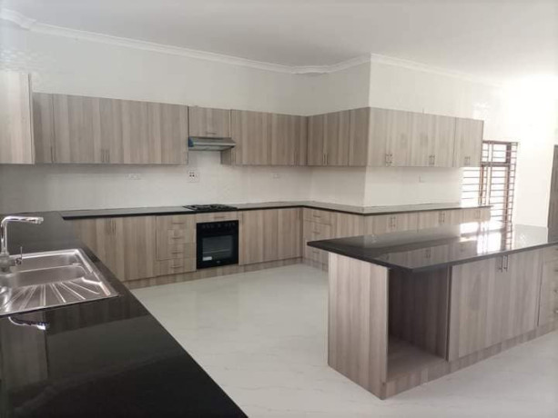 stunning-7-bedroom-apartment-in-meanwood-ibex-big-2