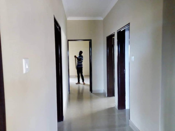 3-bedroom-apartment-for-sale-in-lilayi-big-5