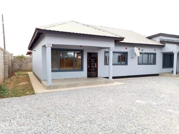 3-bedroom-flat-for-rent-in-chalala-big-3