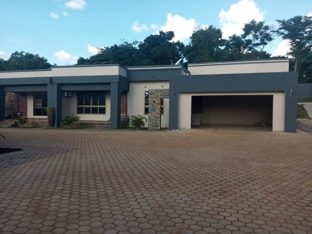 3-bedroom-flat-for-rent-in-makeni-big-2