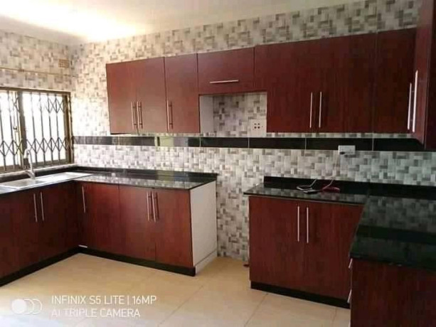 3-bedroom-standalone-house-for-rent-in-kabangwe-big-8
