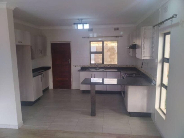 3-bedroom-flat-for-rent-in-ibex-hill-big-0