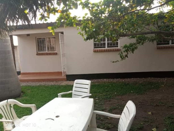 2-bedroom-flat-for-rent-in-chalala-big-7