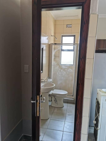 1-bedroom-apartment-for-rent-in-ibex-hill-big-6